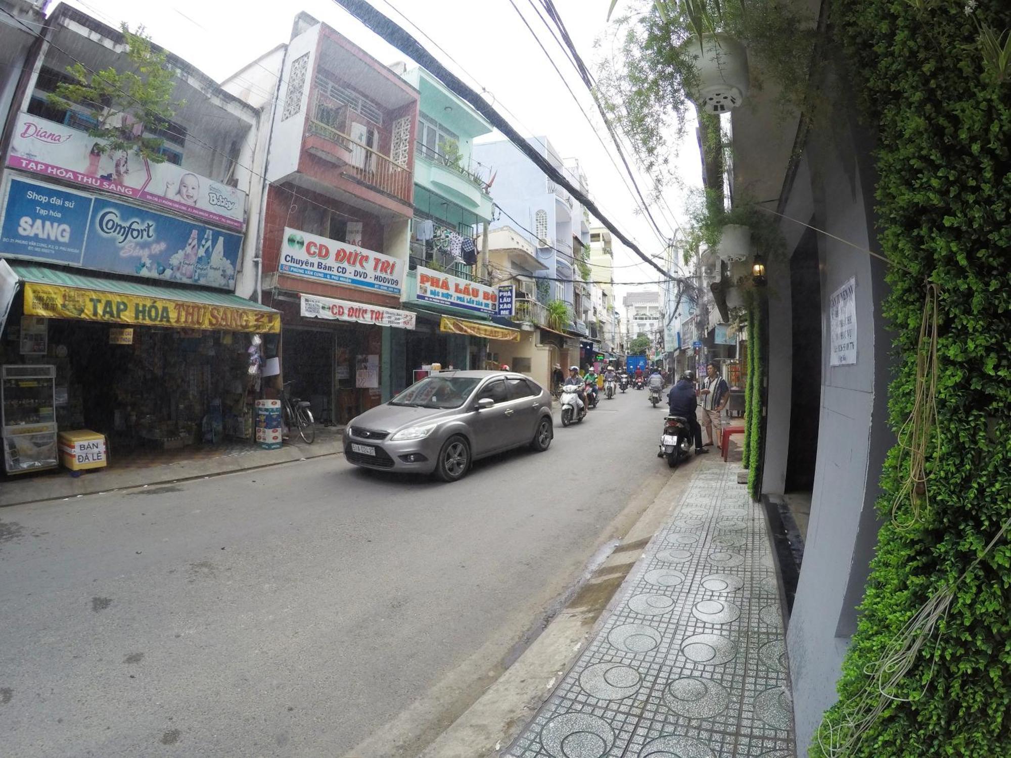 Happy Coffee Guesthouse Ho-Chi-Minh-Stadt Exterior foto